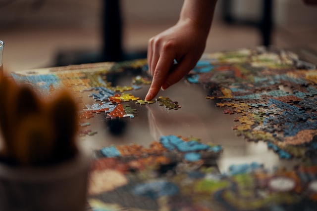 jigsaw puzzles strategies and tips